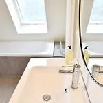 Jethon Exklusives City-appartement * Бернбург